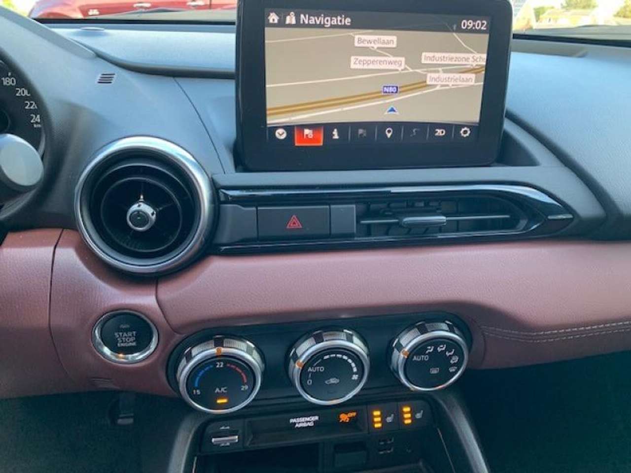 Mazda MX-5 - Photo
